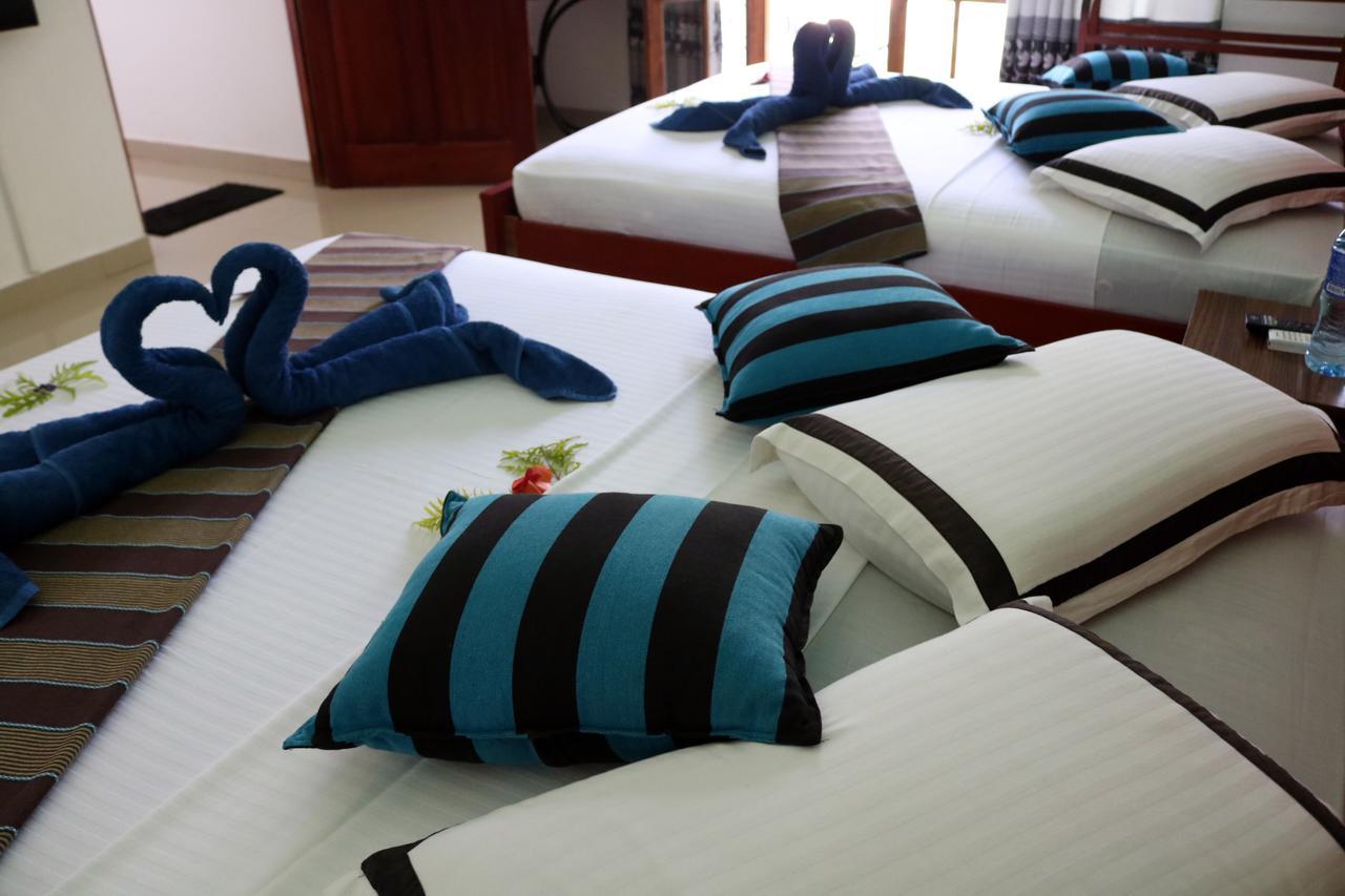Margosa Lake Resort Anuradhapura Exterior foto